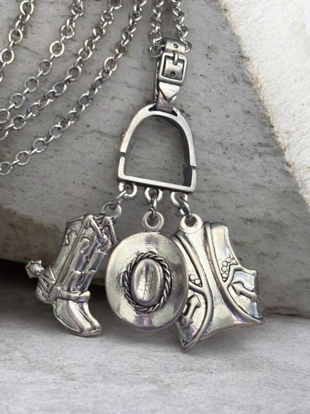 Vintage Avon Cowboy Saddle Charm Necklace 34” Western Statement Silver Tone NIB